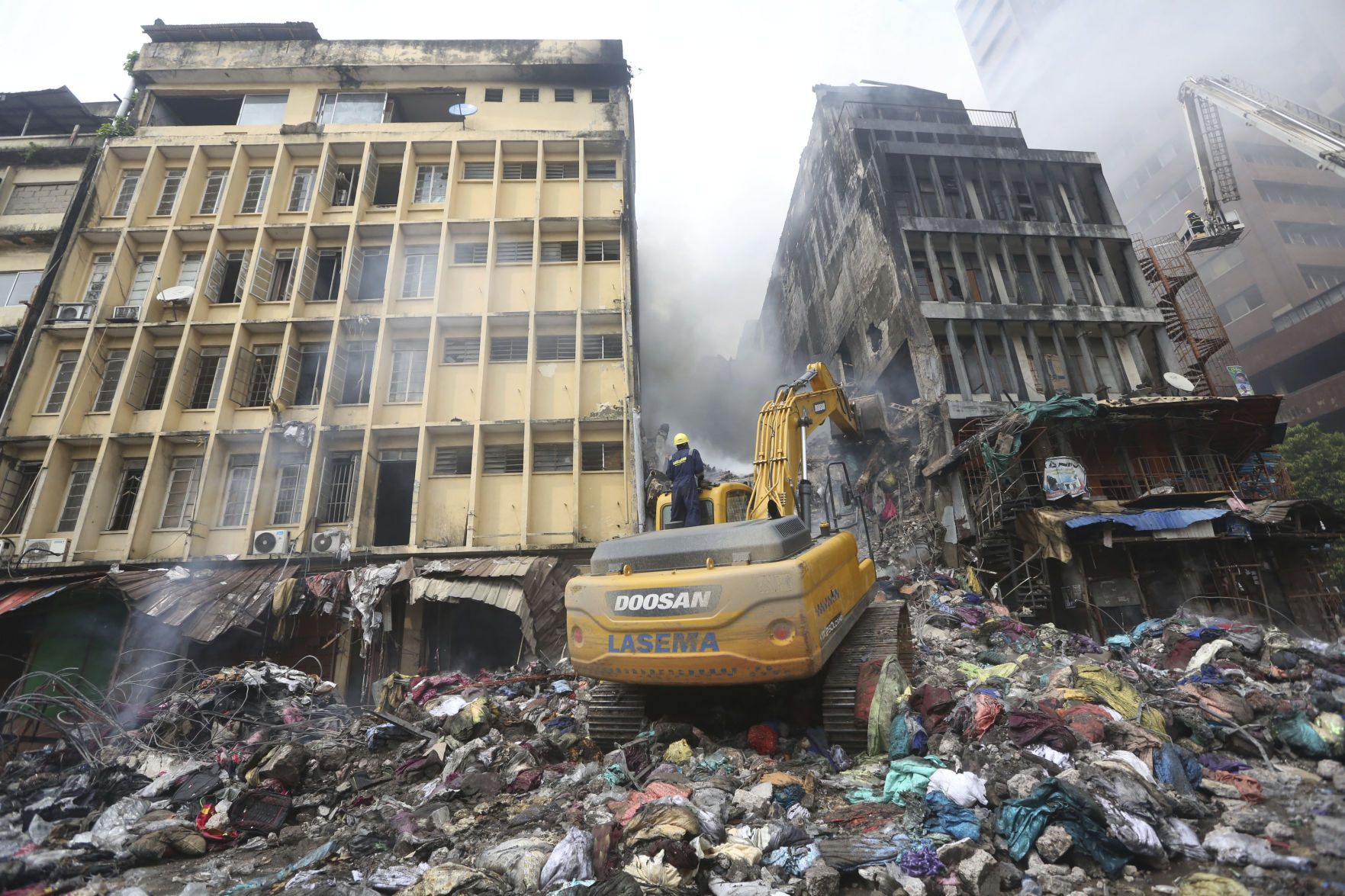 APTOPIX Nigeria Market Fire